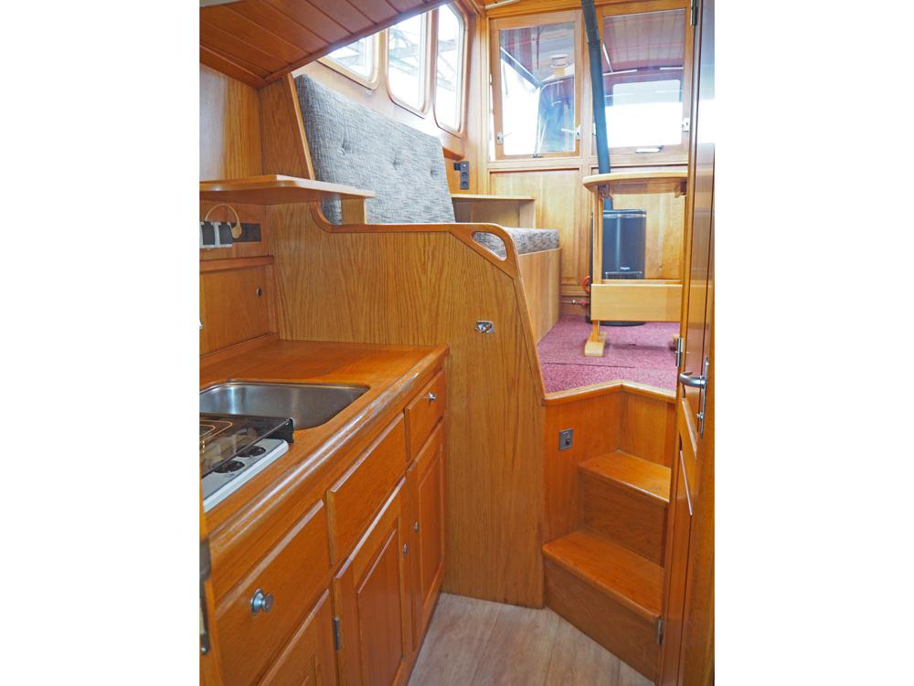 Vorschiff, Innenausstattung